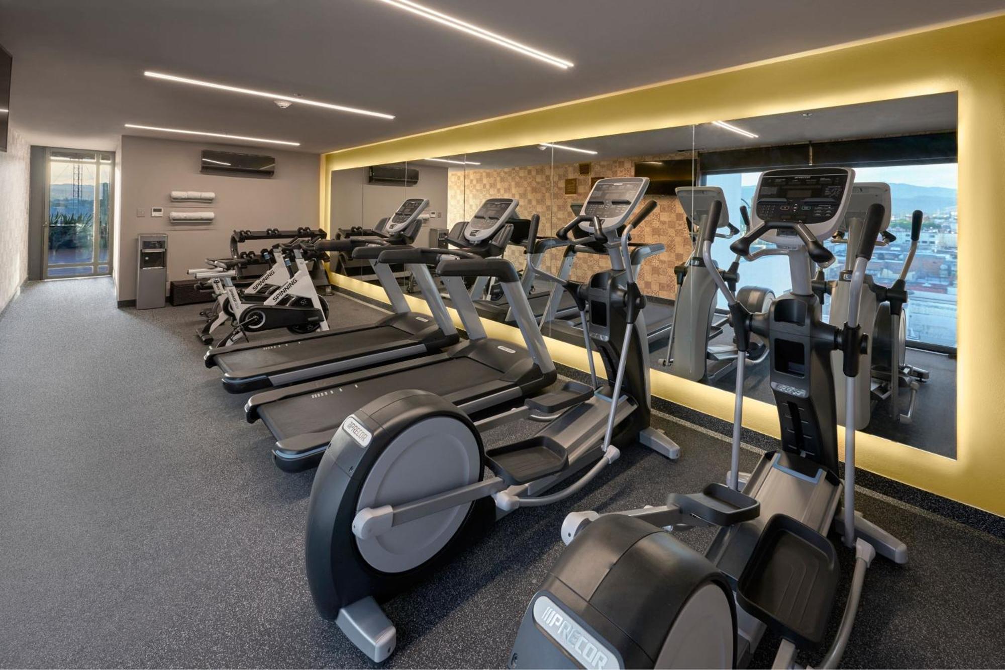 City Centro By Marriott San Luis Potosi Bagian luar foto